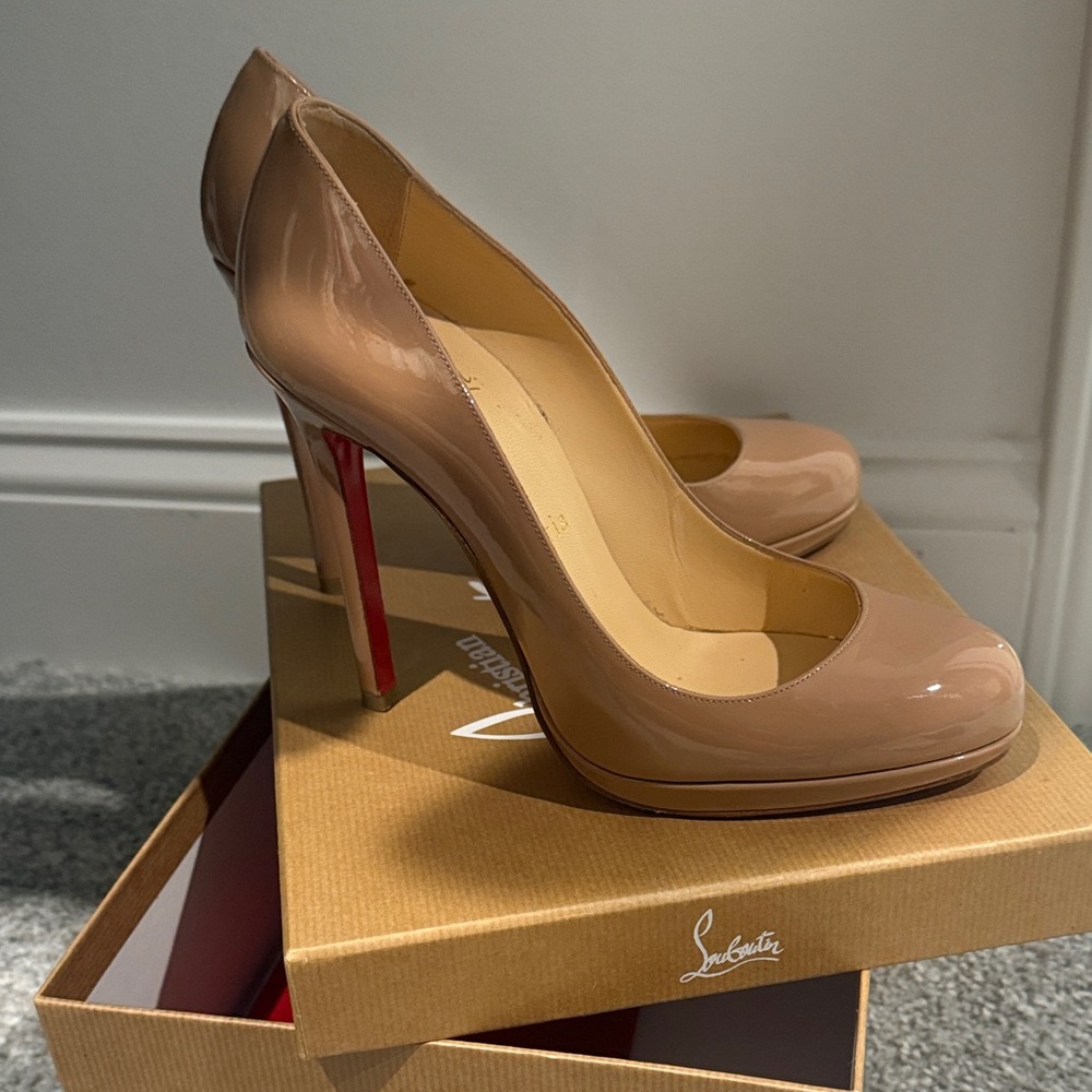 Christian Louboutin Pumps - Picture 5 of 10